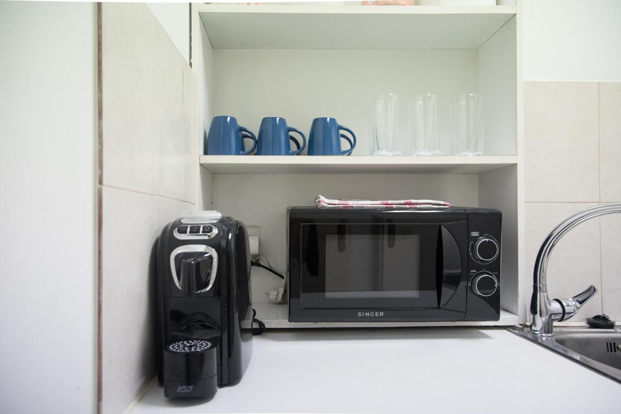 Comfort 2 Minutes From The Metro * Athens