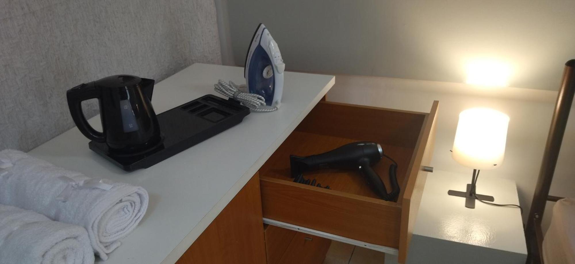 Comfort 2 Minutes From The Metro Athens