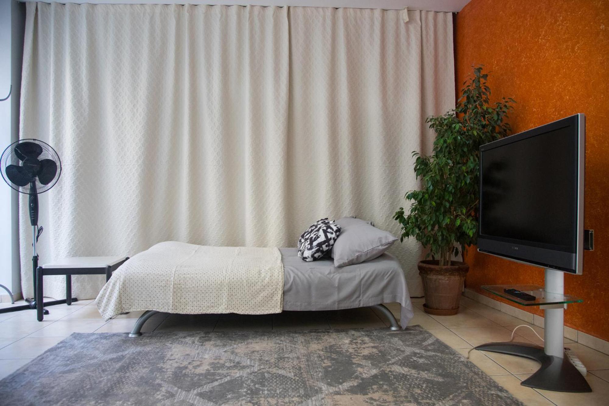 Apartment Comfort 2 Minutes From The Metro Athens