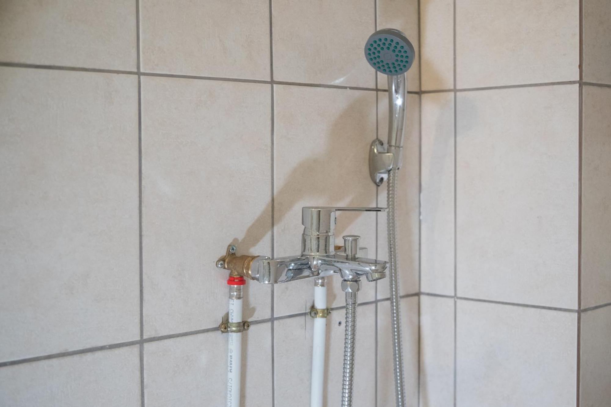 Comfort 2 Minutes From The Metro *